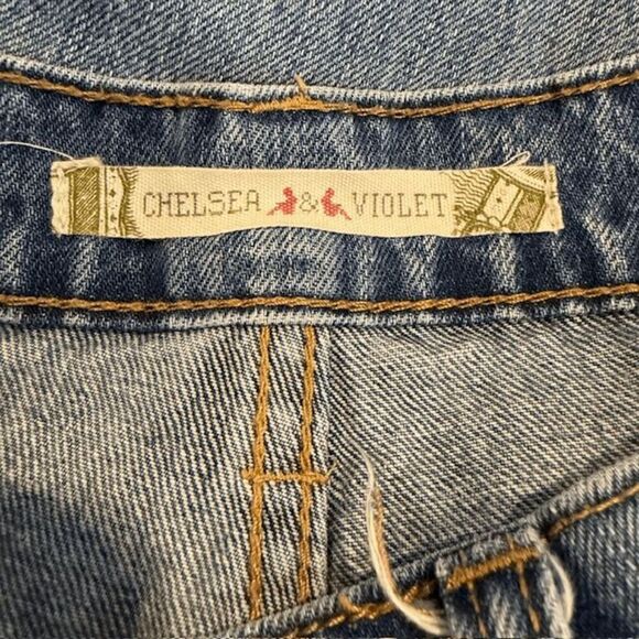 Chelsea & Violet Side Ruffle Boot Cut Cropped Jeans Medium Wash Cotton Size 25 - Picture 6 of 12